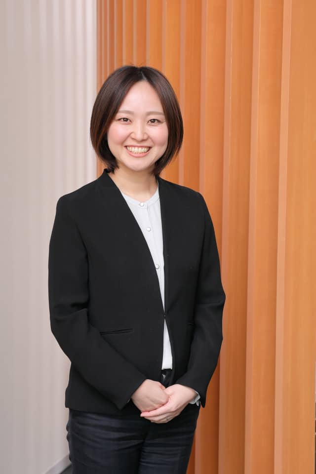 相談員 尾上 真由子